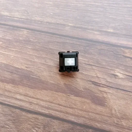 Cherry MX Clear Tactile Switch thumbnail 4