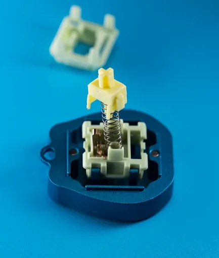 HMX Pebble Linear Switch thumbnail 2