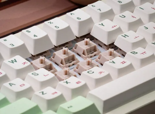 HMX Latte Linear Switches thumbnail 2