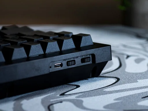 Keychron V1 Max 75% Mechanical Keyboard thumbnail 4