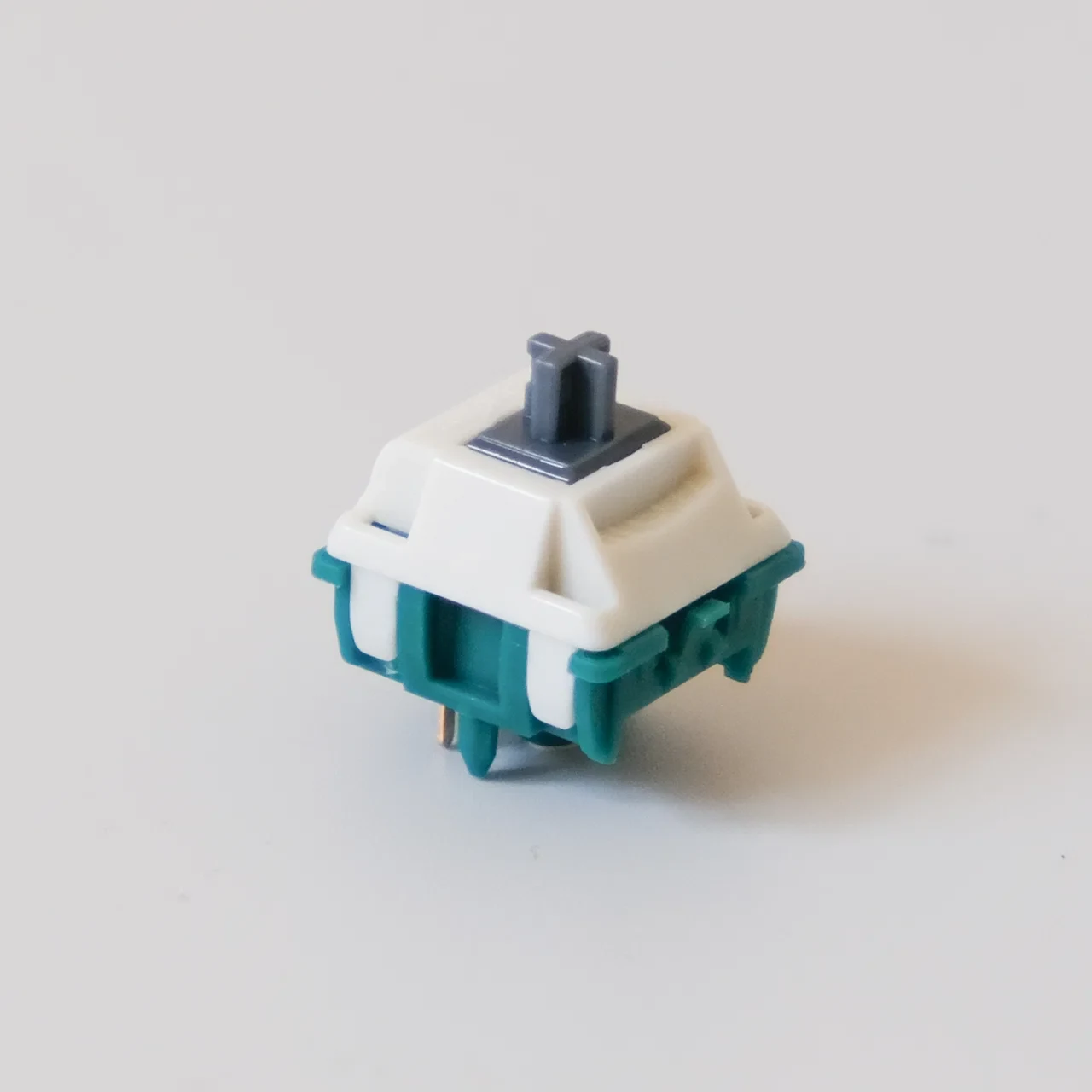 Everfree Cedar Linear Switch, image 1 of 2