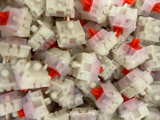 Gateron Red Linear Switch thumbnail 3