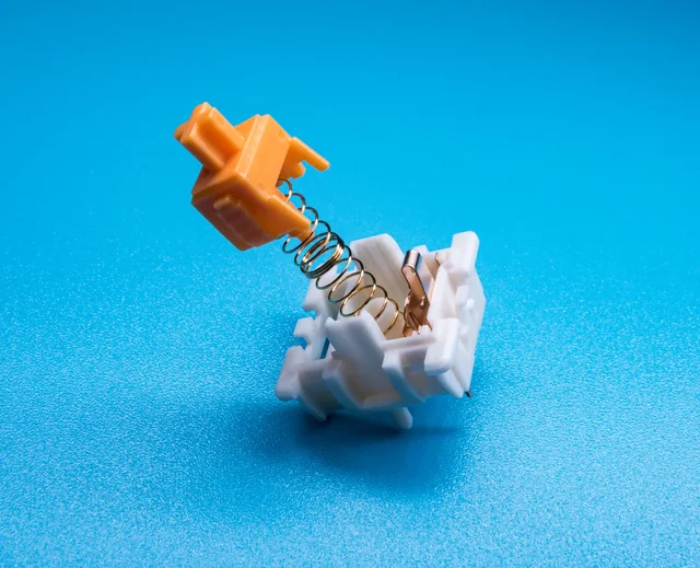 Eclair Orange Linear Switches thumbnail 2
