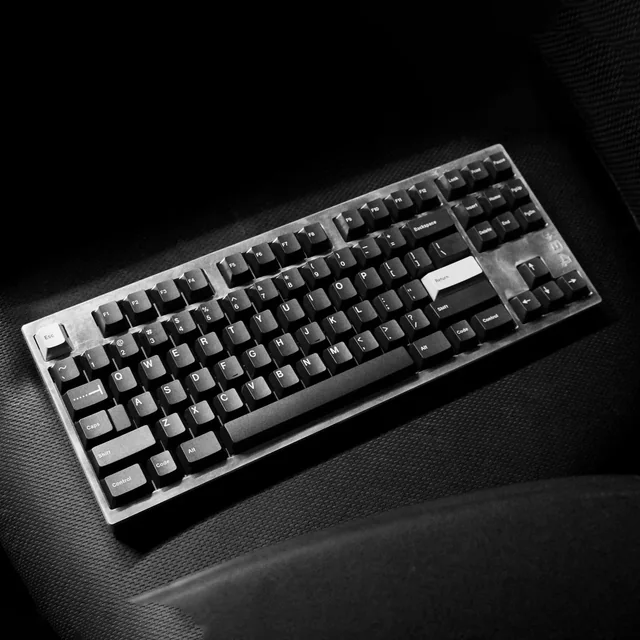 +84 Classic TKL thumbnail 2